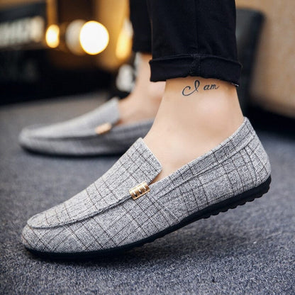 Marine Mocassin