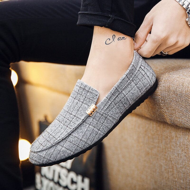 Marine Mocassin