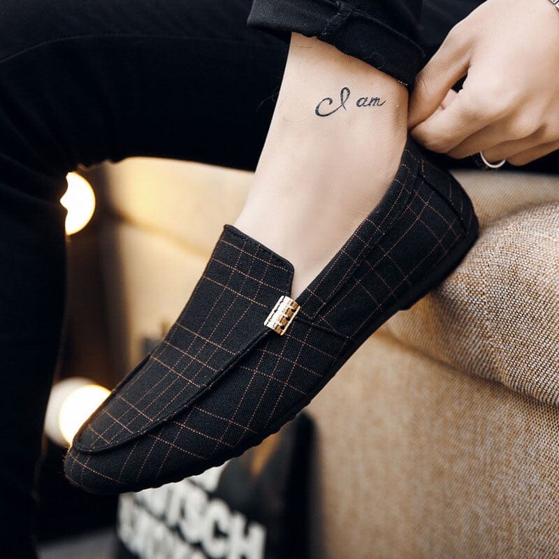 Marine Mocassin